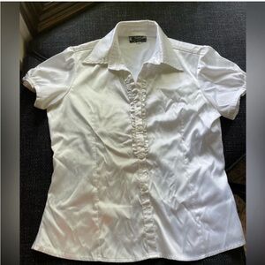 Women’s white shirt